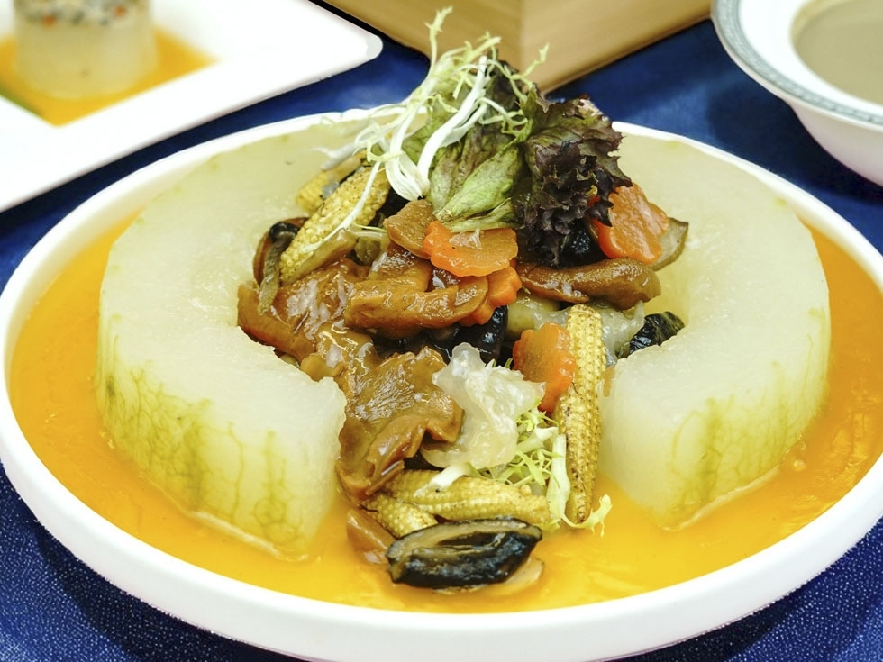 一輪明月
